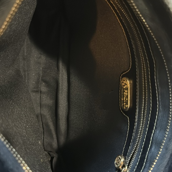 Authentic Fendi Vintage Requi Brown Crossbody Shoulder Bag - Picture 13 of 14